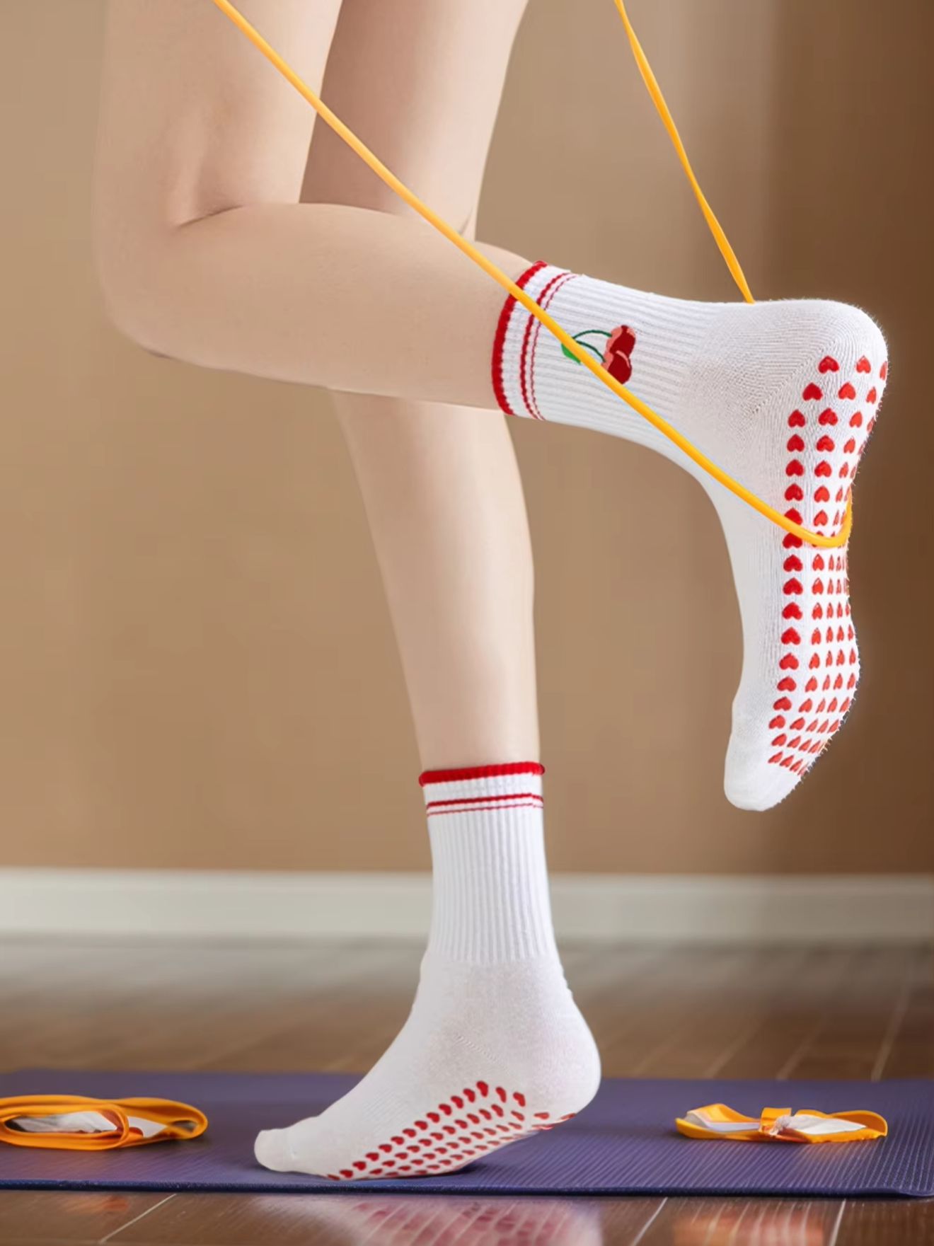 Yoga Dance & Fitness Center Llc - 1 para profesjonalnych skarpet do jogi,